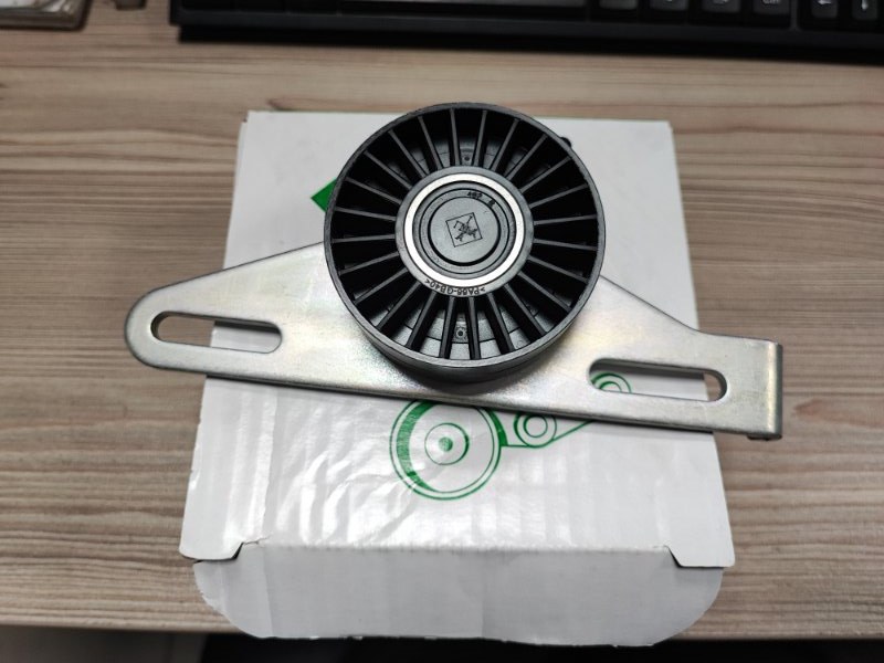 Натяжитель ремня с роликами - фото 1