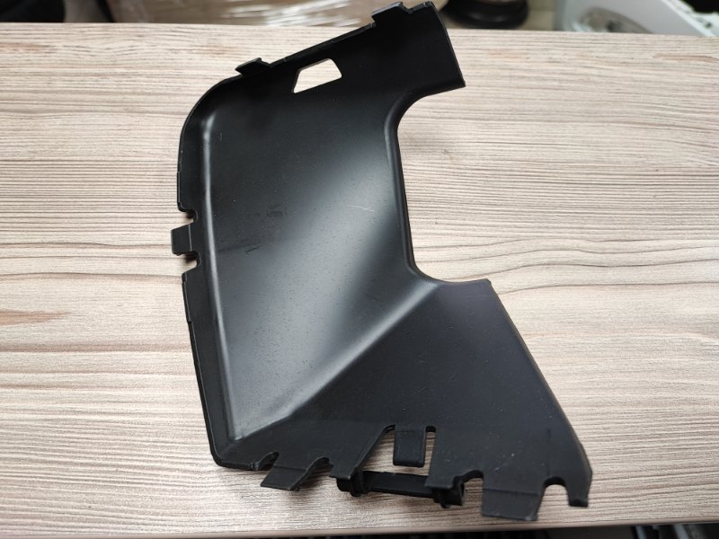 Дефлектор радиатора - фото 1