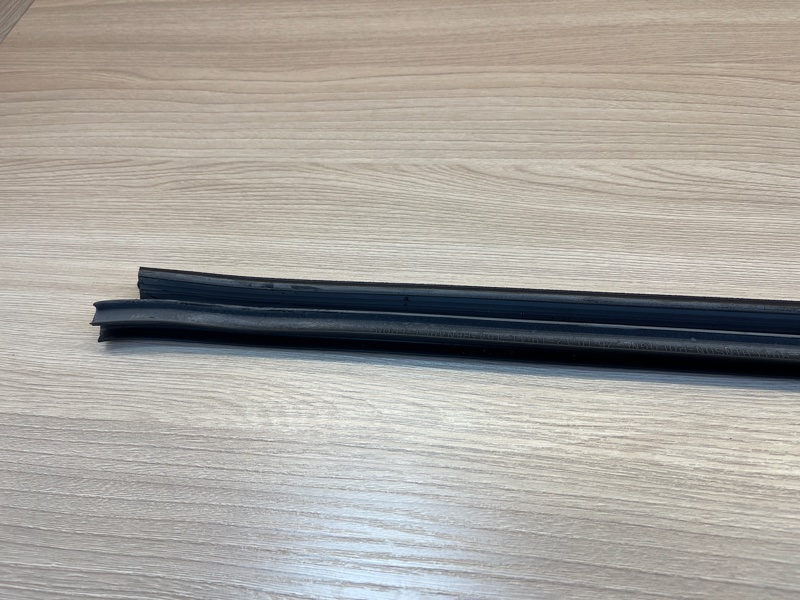 Уплотнитель стекла двери внутренний - фото 4