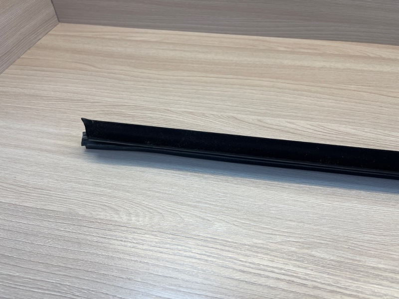 Уплотнитель стекла двери внутренний - фото 7