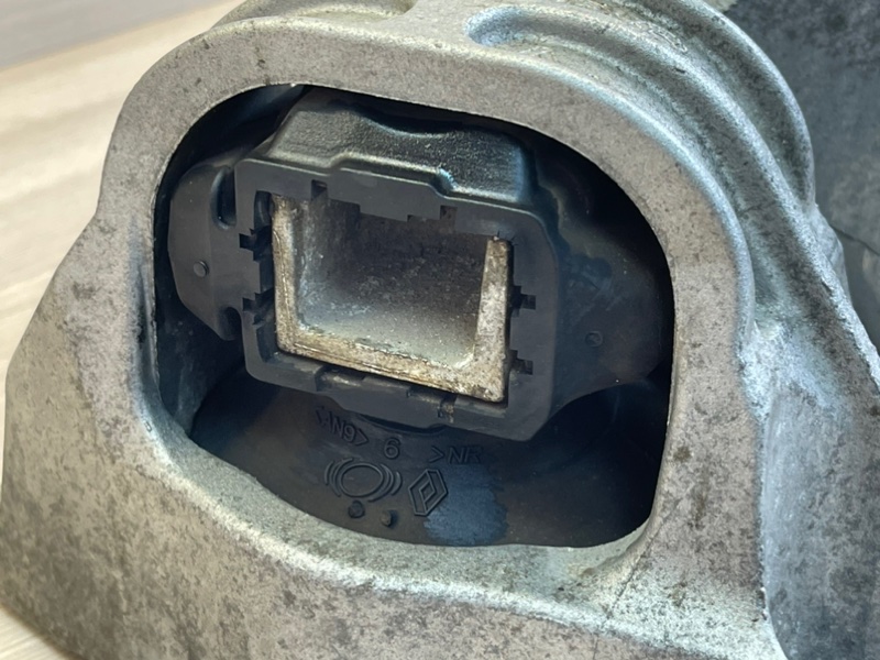 Опора двигателя - фото 3