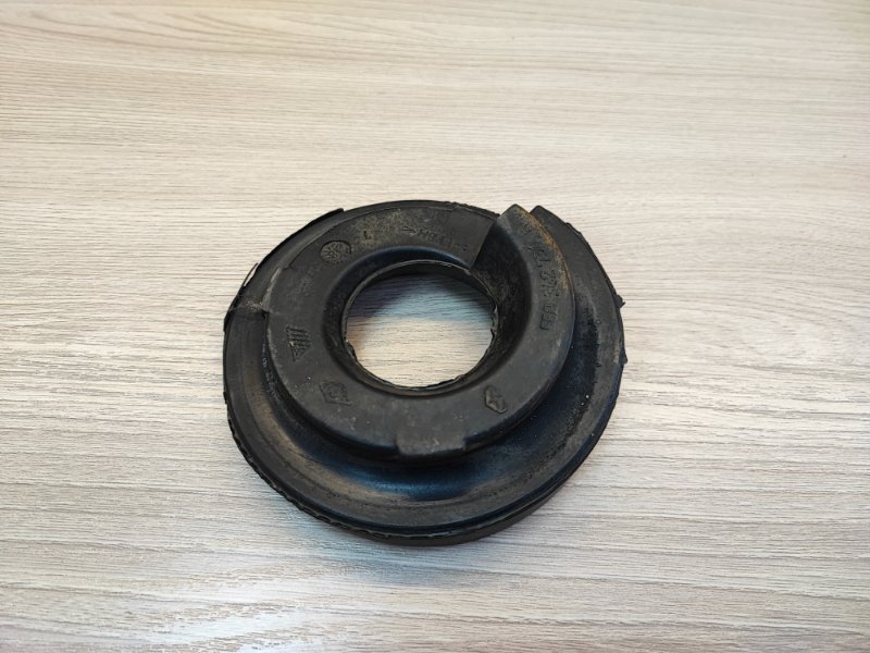 Верхняя опора    пружины - фото 3