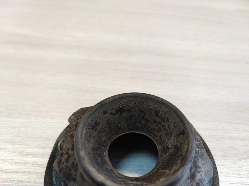 Верхняя опора    пружины - фото 4