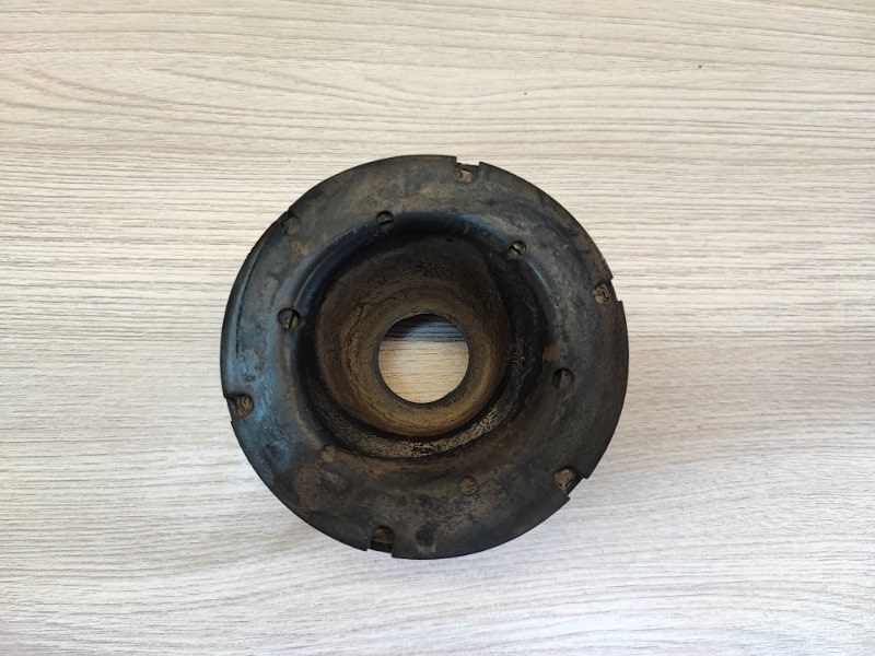 Верхняя опора    пружины - фото 2