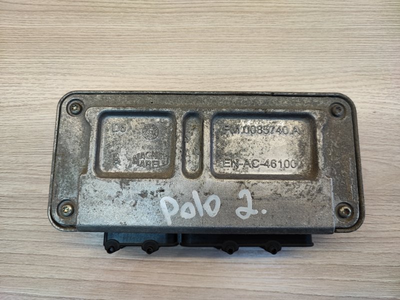 Блок управления двигателем - фото 4