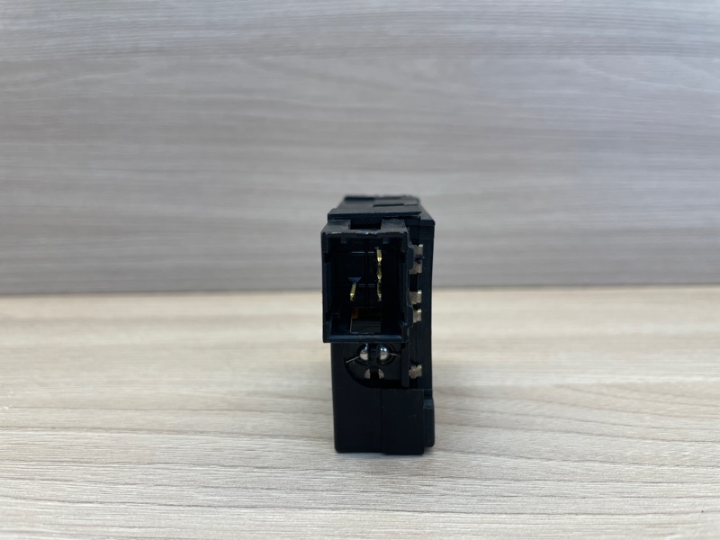 Кнопка корректора фар - фото 4