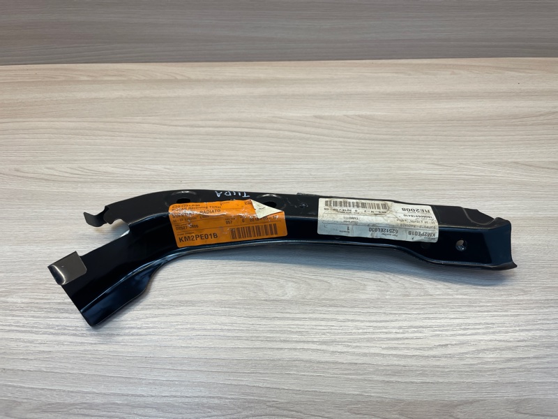 Кронштейн фары - фото 1