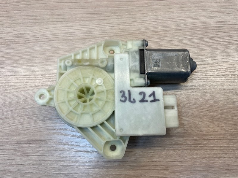 Мотор стеклоподъемника - фото 2