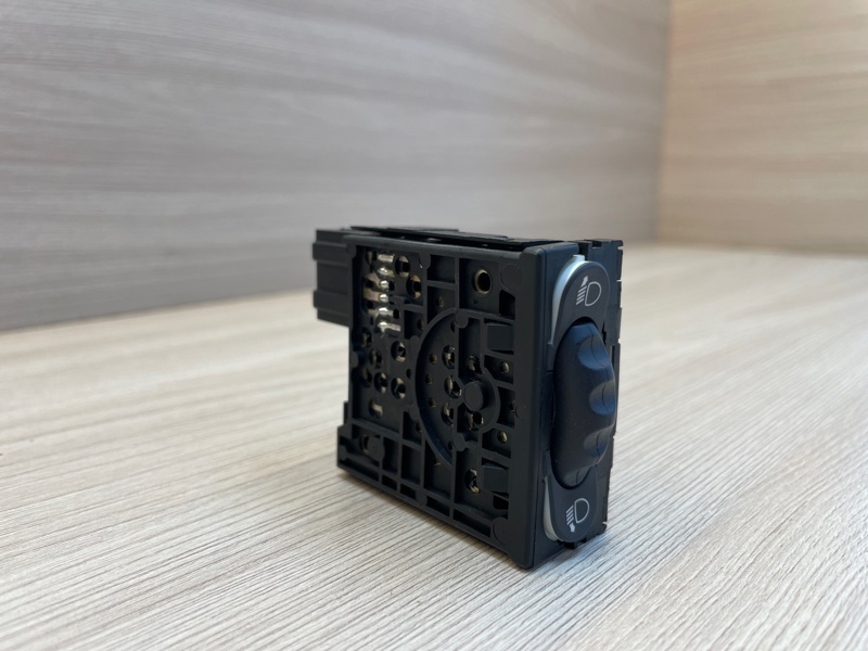 Кнопка корректора фар - фото 3