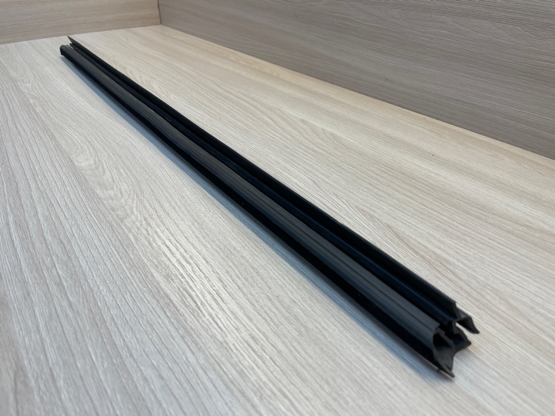 Уплотнитель стекла двери внутренний - фото 3