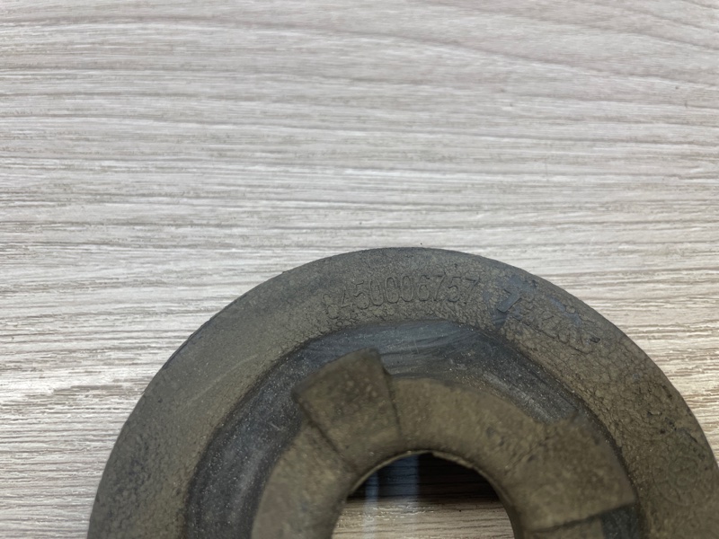 Верхняя опора    пружины - фото 2