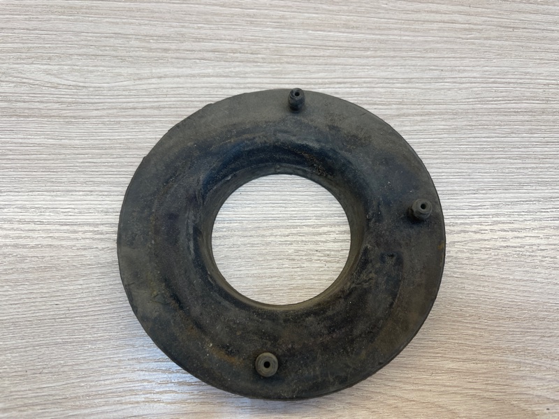 Верхняя опора    пружины - фото 3