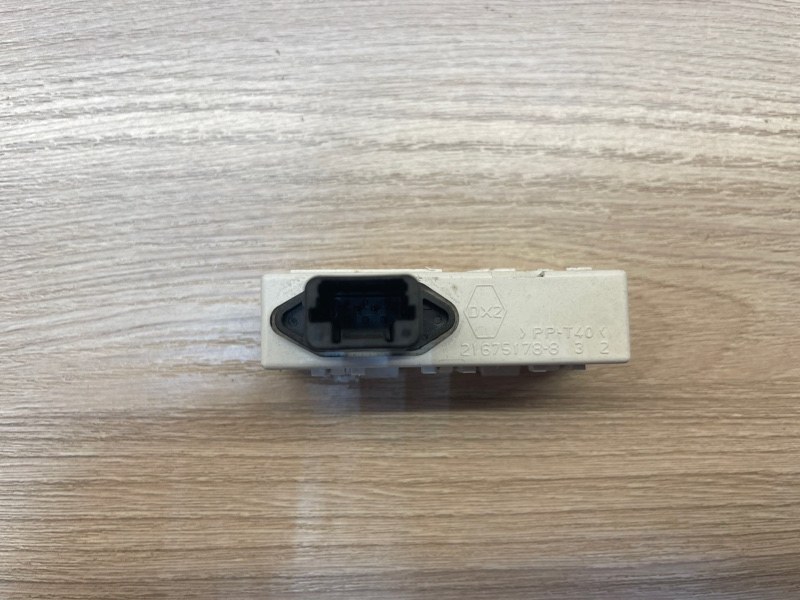 Датчик ремня безопасности - фото 3