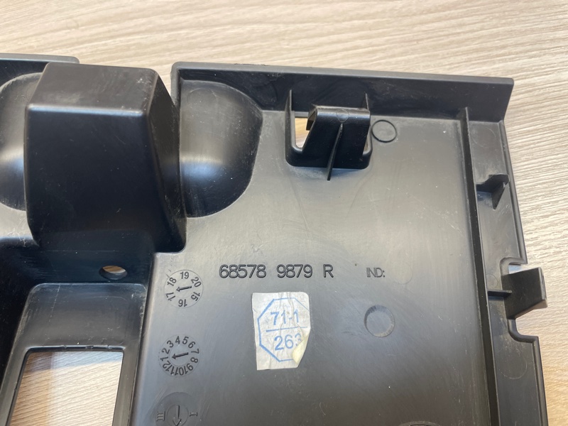 Крышка бардачка - фото 4