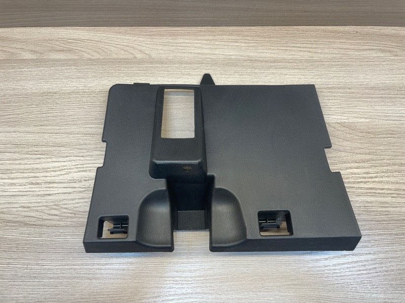 Крышка бардачка - фото 1