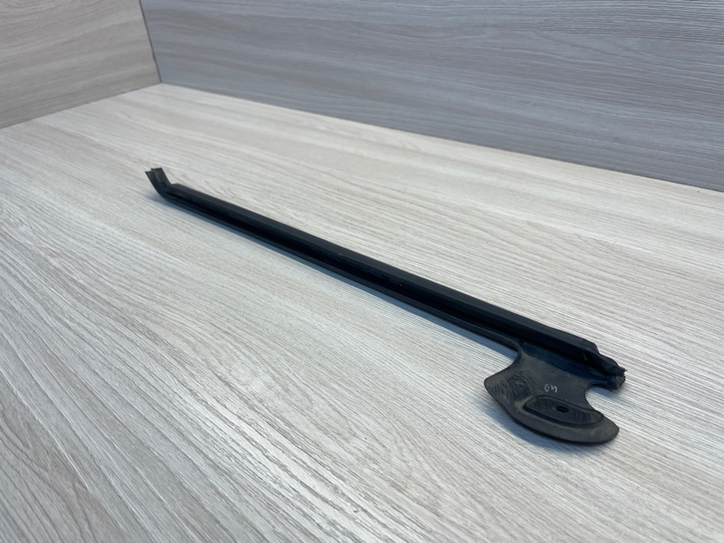 Уплотнитель двери - фото 2