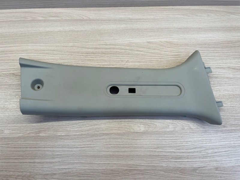 Обшивка средней стойки - фото 1