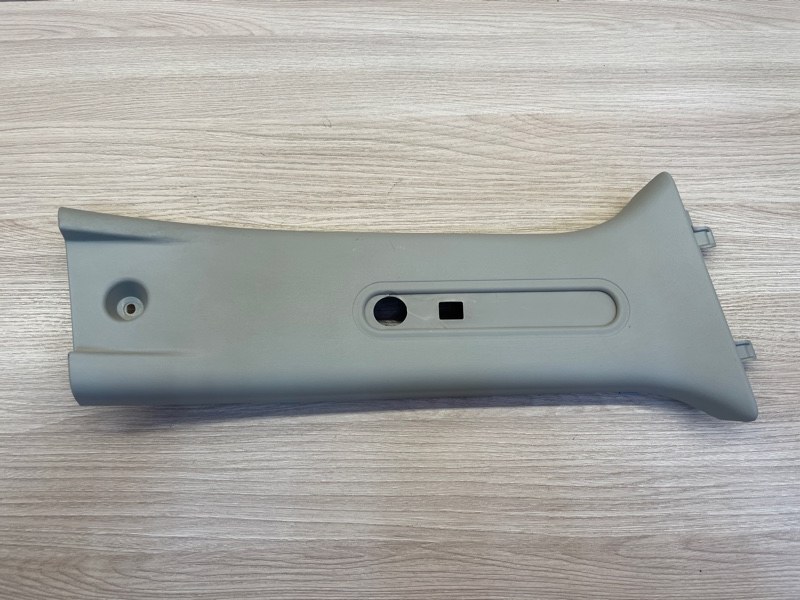 Обшивка средней стойки - фото 1