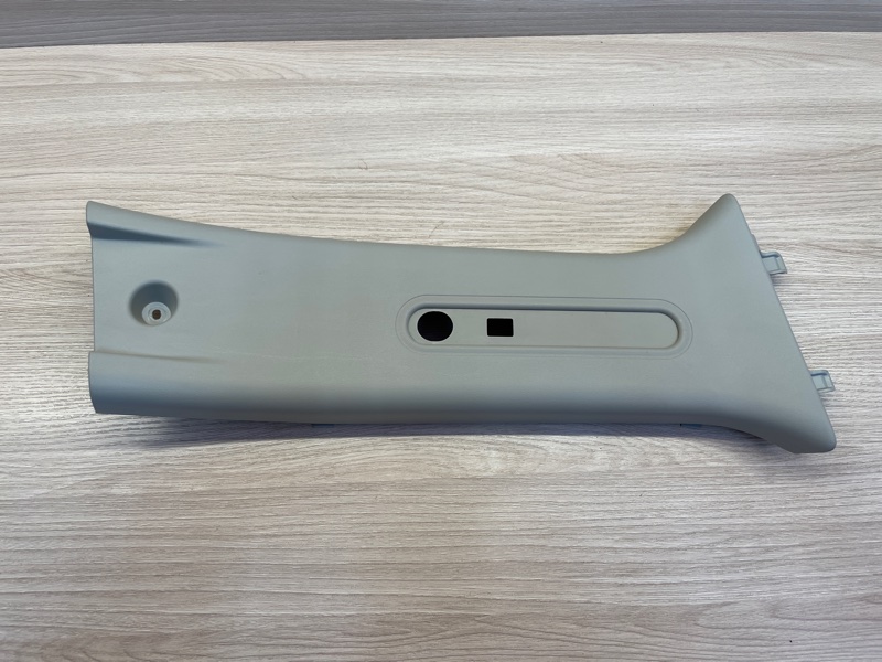 Обшивка средней стойки - фото 1