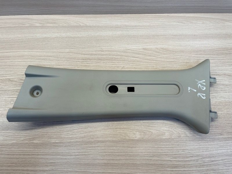 Обшивка средней стойки - фото 1