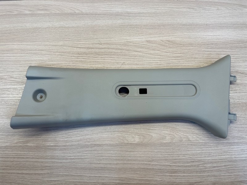 Обшивка средней стойки - фото 1