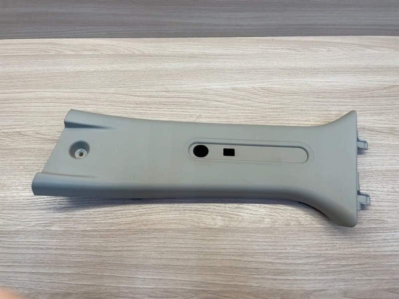 Обшивка средней стойки - фото 1