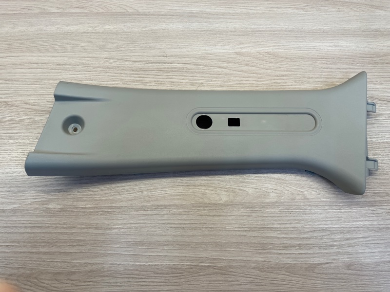 Обшивка средней стойки - фото 1