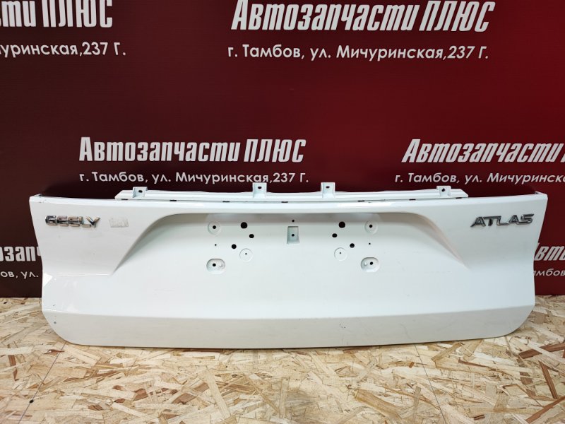 Молдинг крышки багажника - фото 1