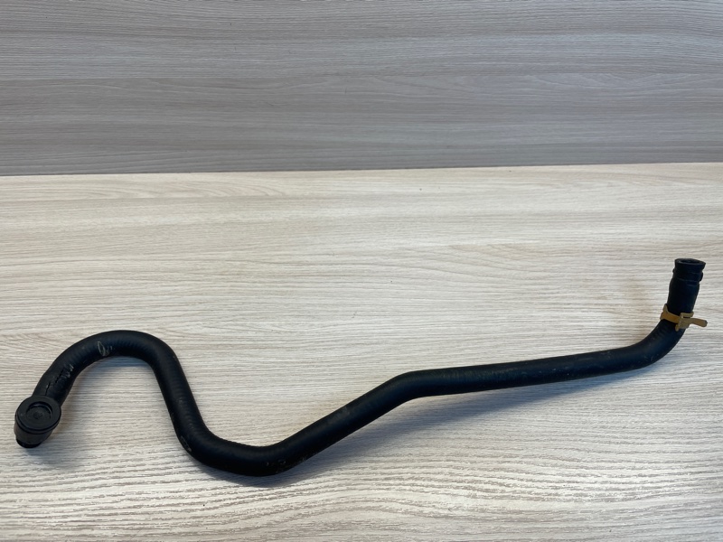 Шланг вакуумного усилителя - фото 1