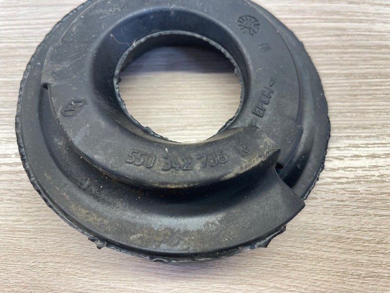 Верхняя опора    пружины - фото 2