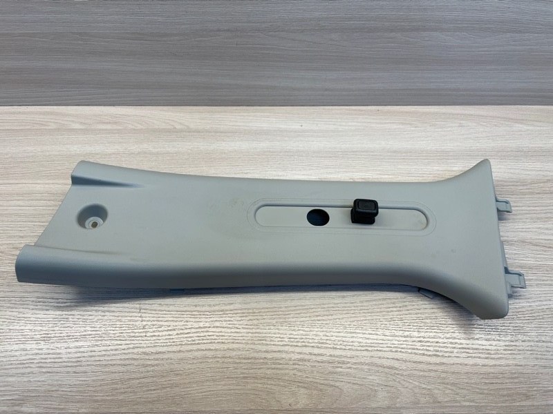 Обшивка средней стойки - фото 1