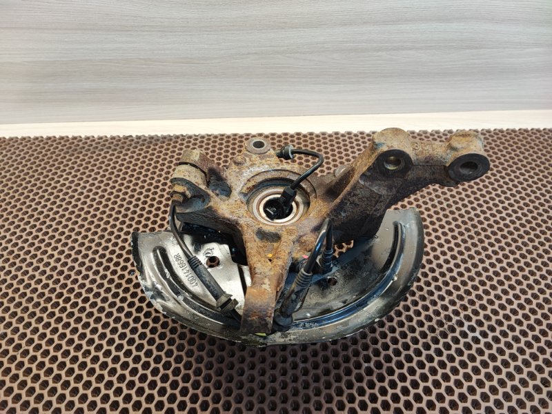 Кулак поворотный - фото 1