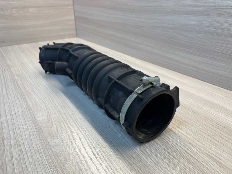 Патрубок воздушного фильтра - фото 2