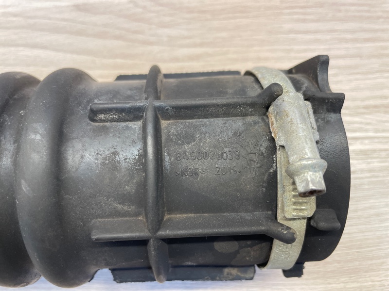 Патрубок воздушного фильтра - фото 4