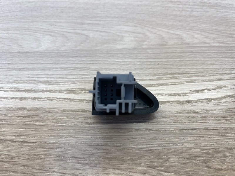 Кнопка центрального замка - фото 4