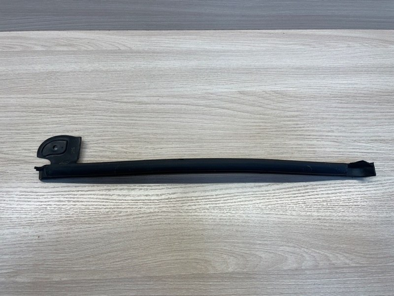 Уплотнитель двери - фото 1