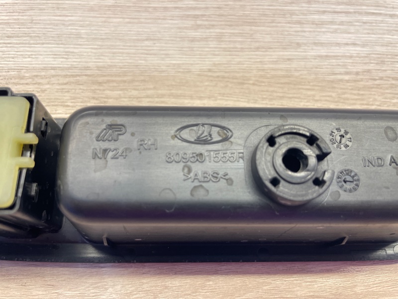 Кнопка стеклоподъемника - фото 5