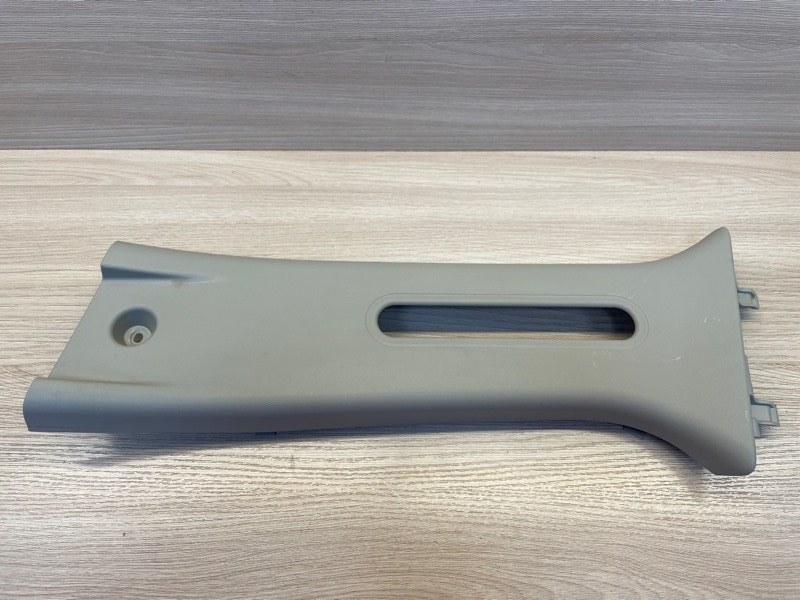 Обшивка средней стойки - фото 1