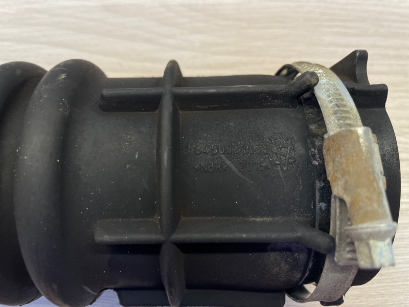 Патрубок воздушного фильтра - фото 4