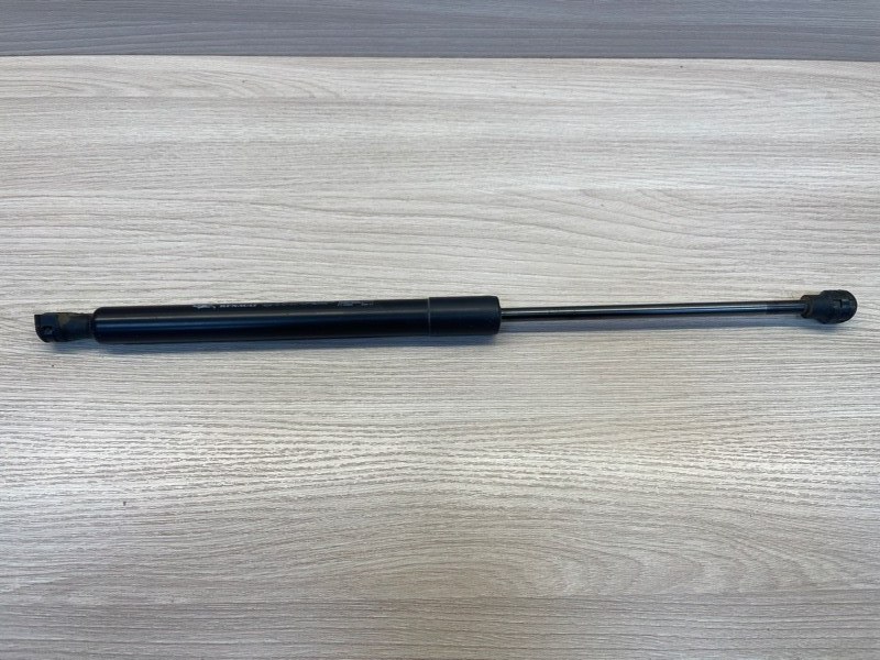 Амортизатор багажника - фото 1