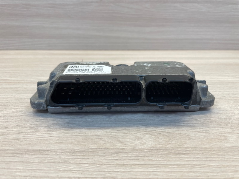 Блок управления двигателем - фото 3