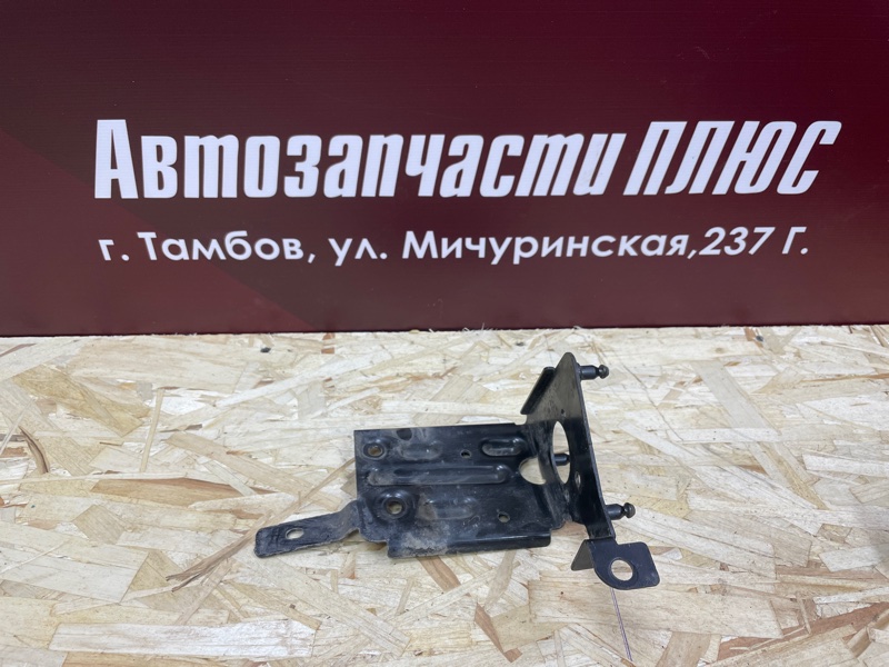 Кронштейн блока ABS - фото 1
