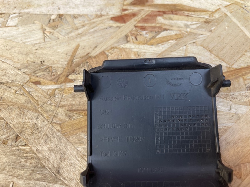 Заглушка полки багажника - фото 4