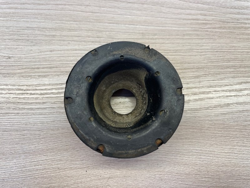 Верхняя опора    пружины - фото 3