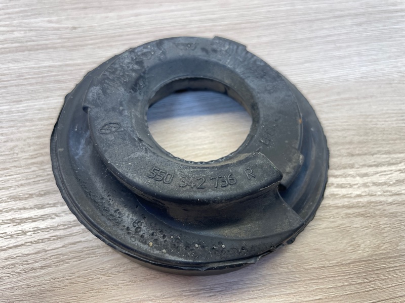 Верхняя опора    пружины - фото 3