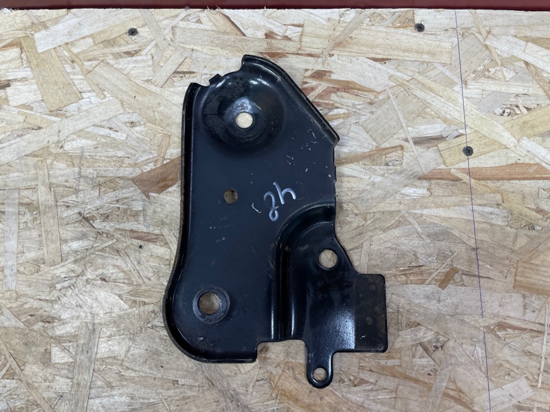 Кронштейн подрамника - фото 2