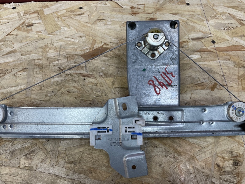 Стеклоподъемник    двери - фото 4