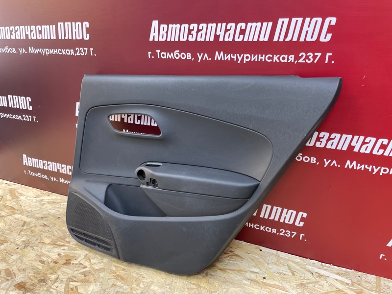 Обшивка боковой двери - фото 2