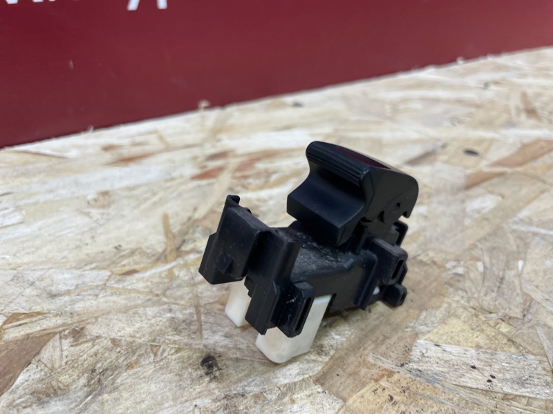 Кнопка стеклоподъемника - фото 3