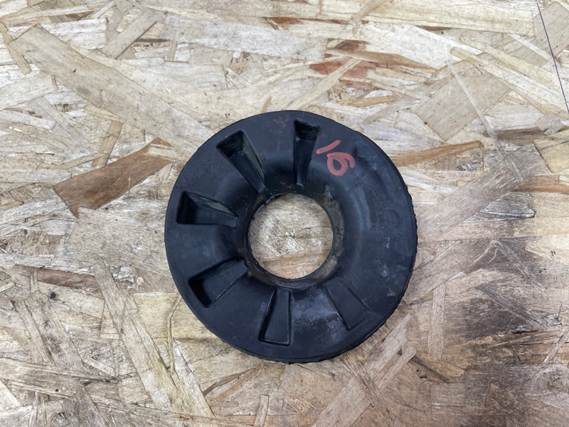 Верхняя опора    пружины - фото 3